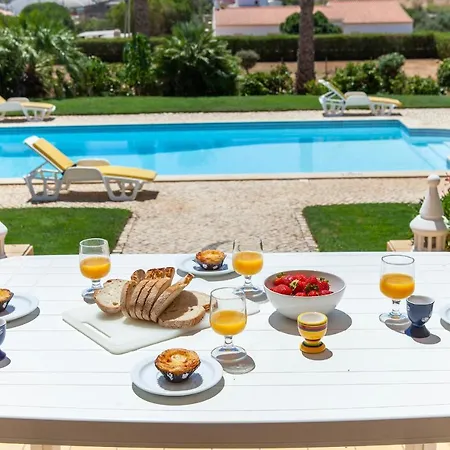 G - Vila Ceu Guest house