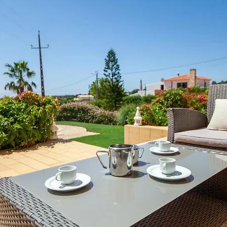 Guest house G - Vila Ceu *