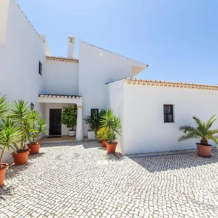 Guest house G - Vila Ceu *